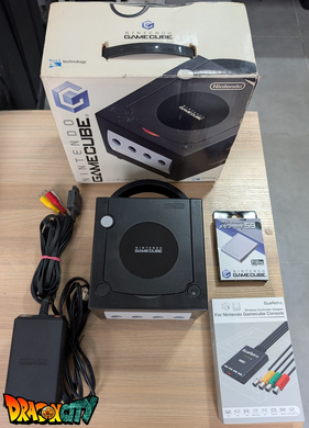 GameCube Noir JAP 60Hz Freezone + Boîte + Alimentation 110V + Puce Xeno-GC + Condensateurs changés (neuf) + Picoboot + Sandisk Swiss 256Go + SD2SP2 POR TF + Carte Mémoire OFFICIEL avec boîte + BlueRetro - Manettes Sans-Fil