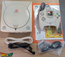 Charger l&#39;image dans la galerie, Dreamcast VA0 60Hz + Boîte + Bios Freezone + Patch 50Hz/60Hz Auto + Alimentation 220V + 1 Manette + Câble Vidéo RGB + Câble Alimentation + Serial Matching + Notices + Condensateurs GDROM changés (neuf)