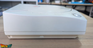 Dreamcast VA0 60Hz + Boîte + Bios Freezone + Patch 50Hz/60Hz Auto + Alimentation 220V + 1 Manette + Câble Vidéo RGB + Câble Alimentation + Serial Matching + Notices + Condensateurs GDROM changés (neuf)