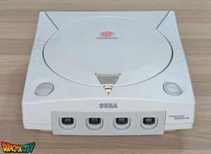 Dreamcast VA0 60Hz + Boîte + Bios Freezone + Patch 50Hz/60Hz Auto + Alimentation 220V + 1 Manette + Câble Vidéo RGB + Câble Alimentation + Serial Matching + Condensateurs GDROM changés (neuf)