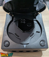 Charger l'image dans la galerie, Dreamcast VA1 Freezone 60Hz + Coque Noire (Neuve) + Alimentation Dc-Psu + GDEmu 5.20.5 + Kit 3D GDEmu Noir + Pile Neuve + Polyfuse + Ventilateur Silencieux + Patch 50Hz/60Hz Auto