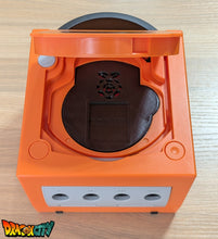Charger l'image dans la galerie, GameCube JAP 60Hz + Coque Orange (Neuve) + Picoboot + Cache lecteur 3D + Sandisk Swiss 512Go + SD2SP2 PRO V2