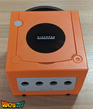 Charger l'image dans la galerie, GameCube JAP 60Hz + Coque Orange (Neuve) + Picoboot + Cache lecteur 3D + Sandisk Swiss 512Go + SD2SP2 PRO V2