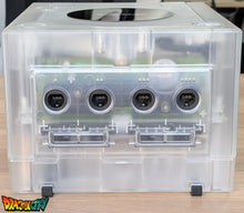 Charger l'image dans la galerie, GameCube JAP 60Hz + Coque Translucide Blanche (Neuve) + Picoboot + Cache lecteur 3D + SD2SP2 PRO V2